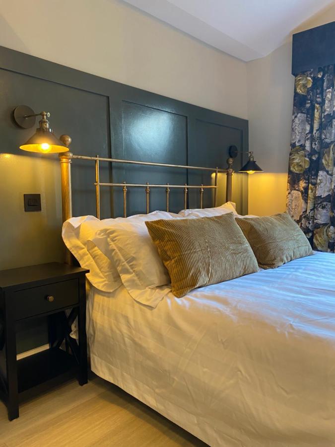 Row51 Apartment Chester Bagian luar foto